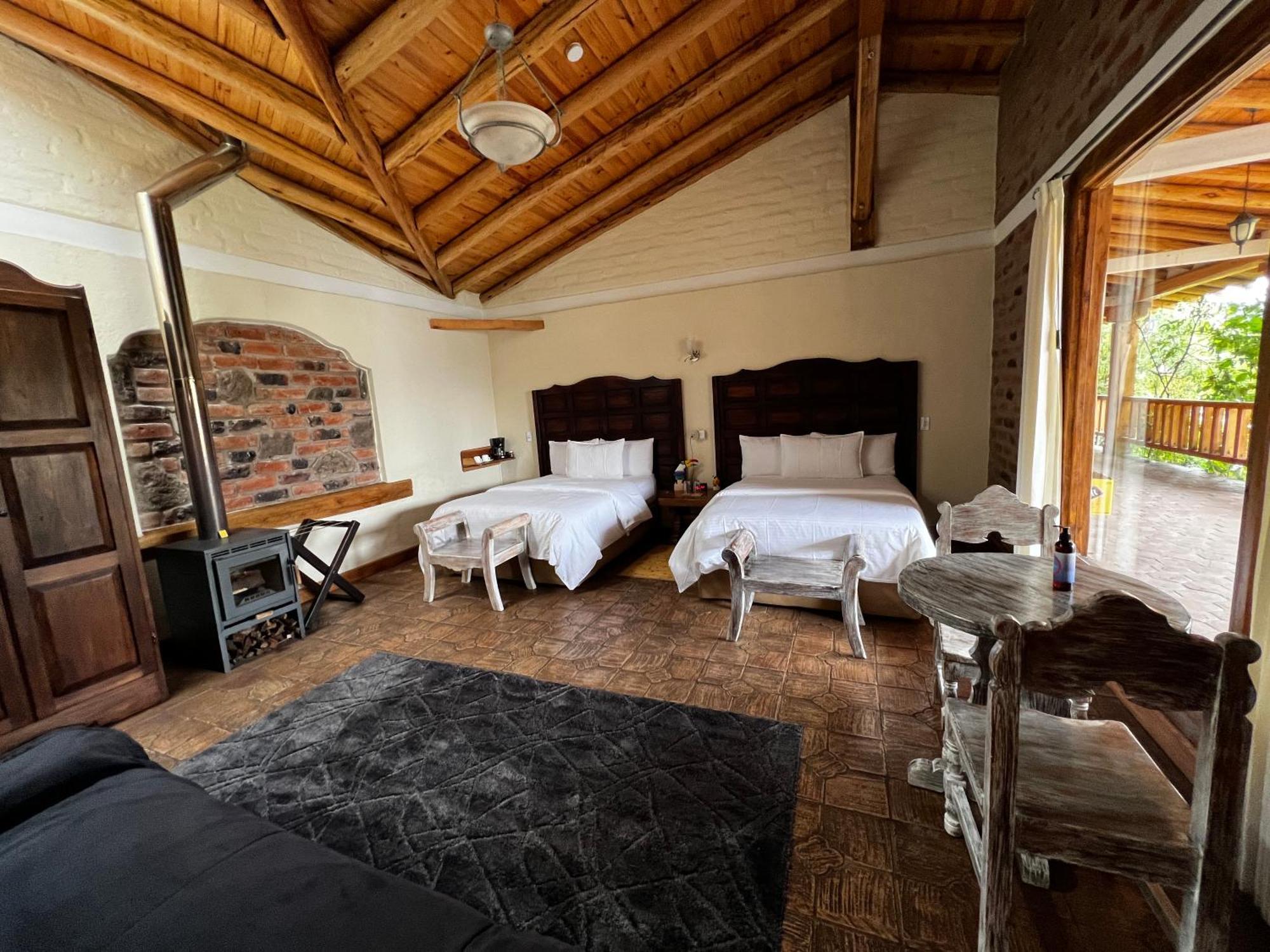 Hacienda Jimenita Wildlife Reserve Пуэмбо Экстерьер фото